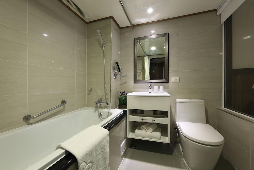 Hub Hotel Kaohsiung Cisian Branch Exterior foto